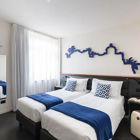 Foyer Rooms&Suites - Self Check-In-2